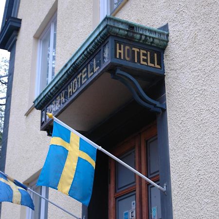 Park Hotell Kristinehamn Bagian luar foto