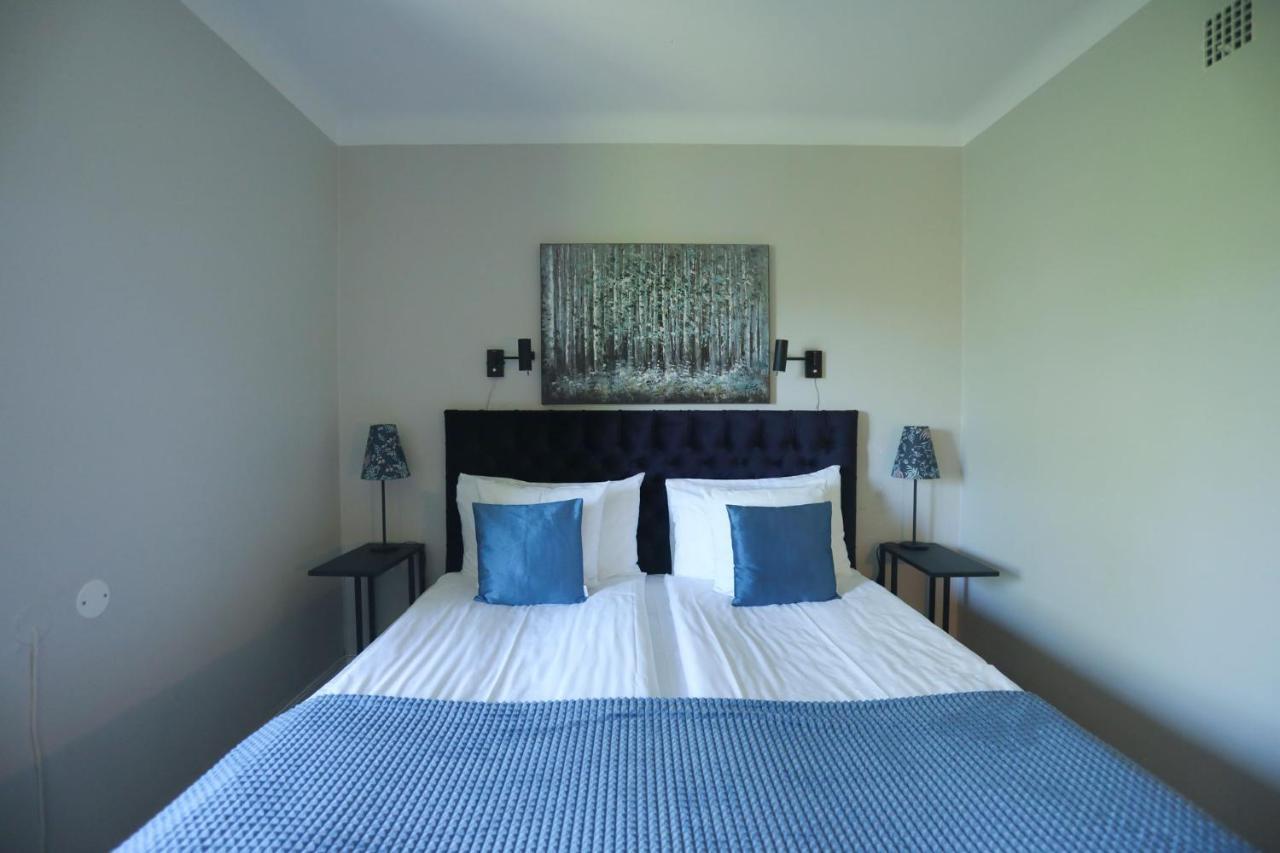 Park Hotell Kristinehamn Bagian luar foto
