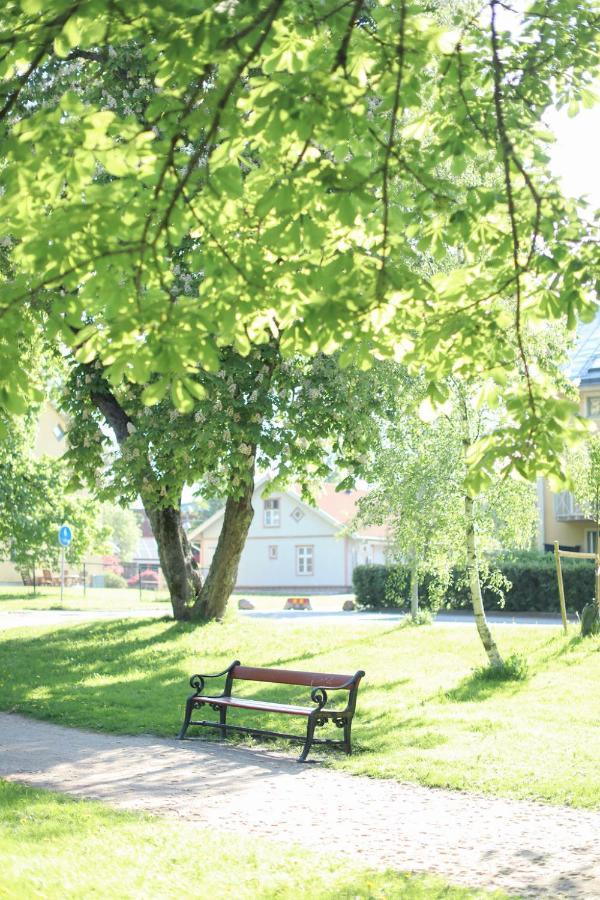 Park Hotell Kristinehamn Bagian luar foto