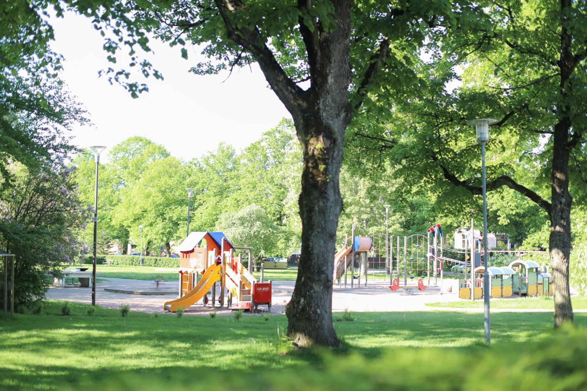 Park Hotell Kristinehamn Bagian luar foto