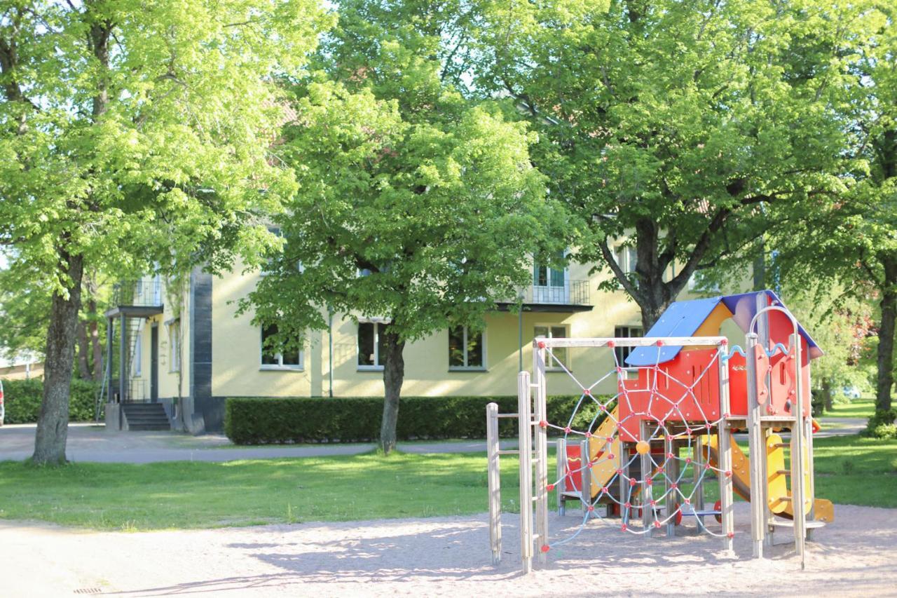 Park Hotell Kristinehamn Bagian luar foto