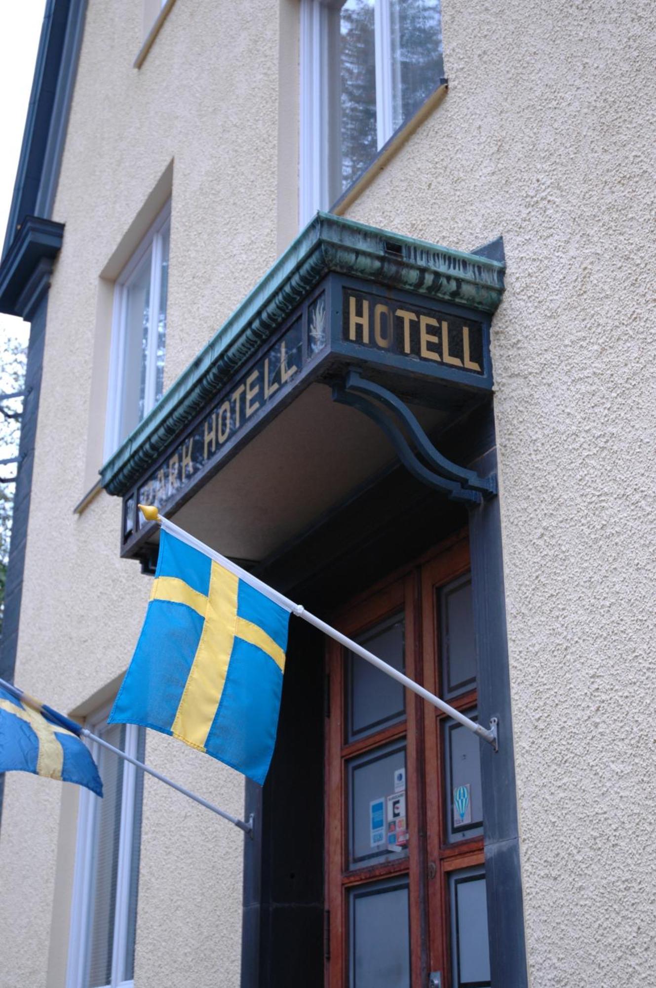 Park Hotell Kristinehamn Bagian luar foto